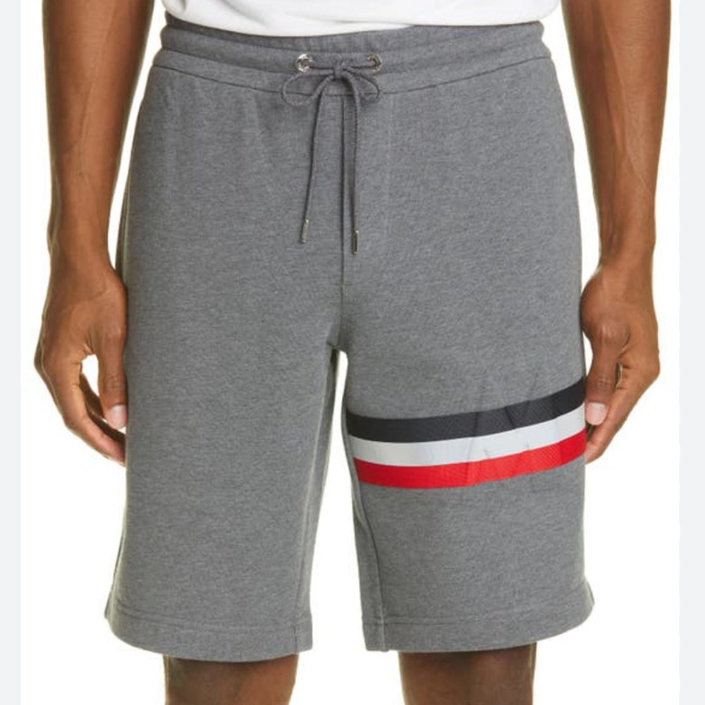 NWT Moncler Men’s Tricolor Stripe Solid Grey Bermuda Short In Grey Size S